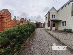 Коттедж 230м&sup2;, 2-этажный, участок 21 сот.  
