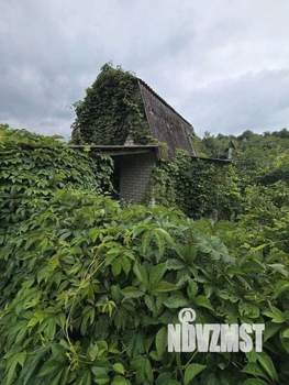 Дом 30м², 2-этажный, участок 6 сот.  