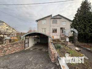 Дом 204м&sup2;, 2-этажный, участок 10 сот.  