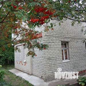 Дом 30м², 2-этажный, участок 9 сот.  