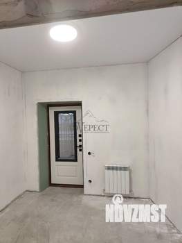 Коттедж 194м&sup2;, 2-этажный, участок 15 сот.  