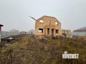 Дом 180м&sup2;, 2-этажный, участок 15 сот.  