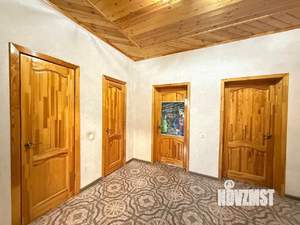 Дом 250м², 2-этажный, участок 18 сот.  