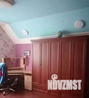 Коттедж 240м&sup2;, 2-этажный, участок 8 сот.  