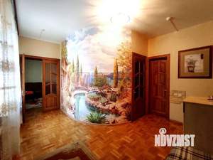 Коттедж 170м&sup2;, 2-этажный, участок 10 сот.  
