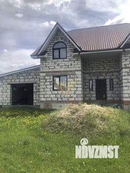 Дом 220м&sup2;, 2-этажный, участок 15 сот.  