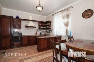 Коттедж 480м&sup2;, 2-этажный, участок 15 сот.  