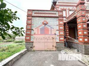 Дом 315м&sup2;, 3-этажный, участок 18 сот.  