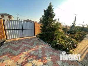 Дом 14000м&sup2;, 1-этажный, участок 18 сот.  