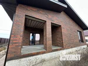 Коттедж 120м&sup2;, 2-этажный, участок 10 сот.  