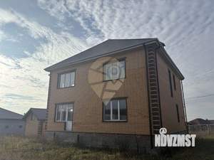 Дом 218м&sup2;, 2-этажный, участок 15 сот.  
