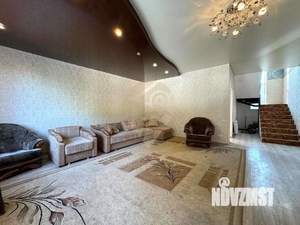 Дом 175м&sup2;, 2-этажный, участок 10 сот.  