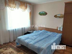 Коттедж 192м&sup2;, 2-этажный, участок 12 сот.  