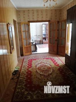 Коттедж 200м&sup2;, 2-этажный, участок 10 сот.  