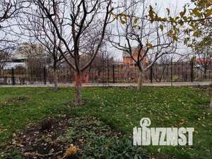 Дом 180м&sup2;, 2-этажный, участок 10 сот.  