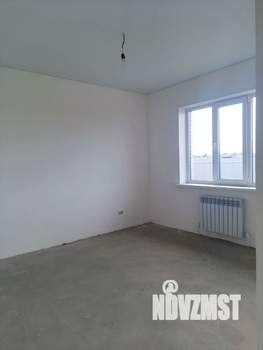 Дом 130м², 2-этажный, участок 8 сот.  