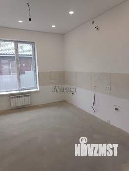 Коттедж 135м&sup2;, 1-этажный, участок 10 сот.  