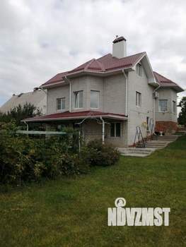Коттедж 284м&sup2;, 3-этажный, участок 15 сот.  