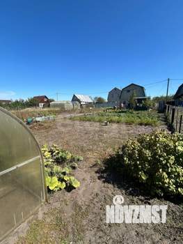 Дом 10м², 2-этажный, участок 8 сот.  