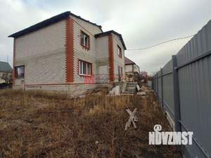 Коттедж 200м&sup2;, 2-этажный, участок 10 сот.  