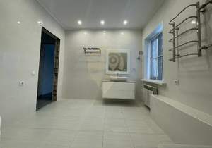 Дом 150м&sup2;, 2-этажный, участок 15 сот.  