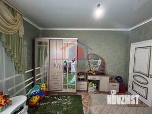 Дом 195м&sup2;, 2-этажный, участок 3 сот.  
