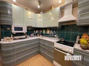 2-к квартира, вторичка, 52м2, 1/9 этаж