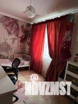 2-к квартира, вторичка, 54м2, 1/4 этаж