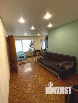 3-к квартира, вторичка, 54м2, 4/4 этаж