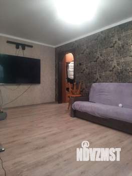 4-к квартира, вторичка, 62м2, 1/5 этаж