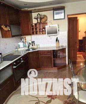 4-к квартира, вторичка, 92м2, 3/5 этаж