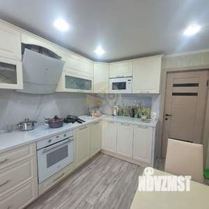 4-к квартира, вторичка, 90м2, 5/5 этаж