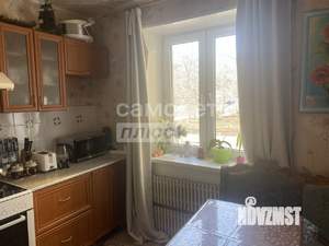 3-к квартира, вторичка, 65м2, 1/4 этаж