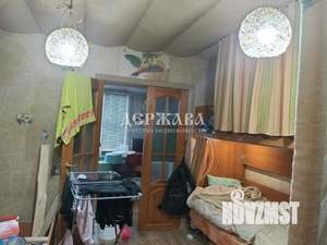 3-к квартира, вторичка, 64м2, 1/9 этаж