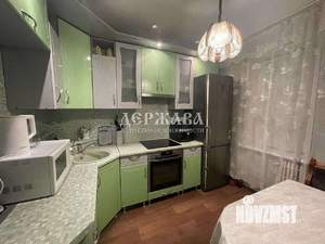 4-к квартира, вторичка, 74м2, 1/9 этаж