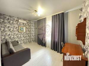 3-к квартира, вторичка, 105м2, 2/4 этаж