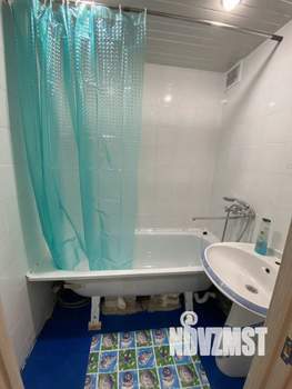 2-к квартира, вторичка, 64м2, 1/9 этаж