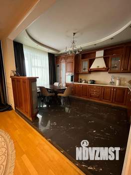 4-к квартира, вторичка, 178м2, 7/10 этаж