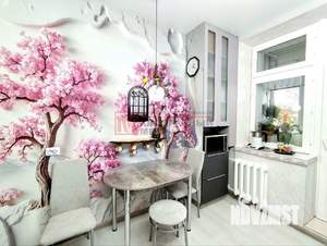 2-к квартира, вторичка, 74м2, 1/4 этаж