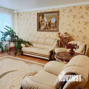 3-к квартира, вторичка, 105м2, 9/9 этаж