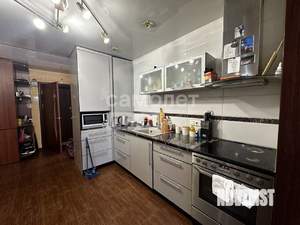 3-к квартира, вторичка, 110м2, 1/4 этаж