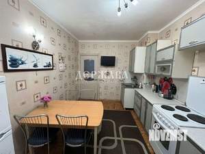 3-к квартира, вторичка, 63м2, 8/9 этаж