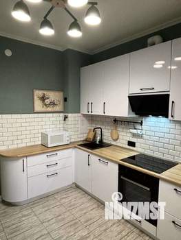 2-к квартира, вторичка, 61м2, 1/5 этаж