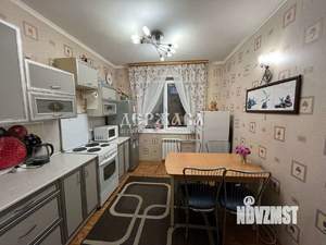 3-к квартира, вторичка, 63м2, 8/9 этаж