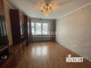 3-к квартира, вторичка, 63м2, 1/9 этаж