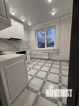 2-к квартира, вторичка, 53м2, 1/9 этаж
