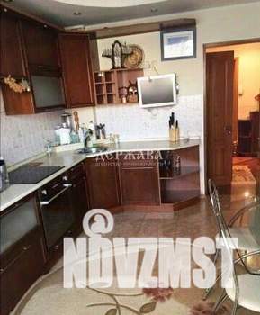 4-к квартира, вторичка, 88м2, 3/5 этаж