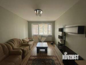 2-к квартира, вторичка, 61м2, 1/9 этаж