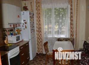 4-к квартира, вторичка, 84м2, 1/9 этаж