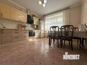 2-к квартира, вторичка, 67м2, 3/5 этаж